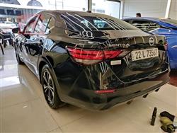 نيسان سنترا